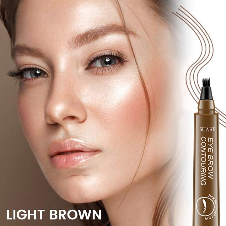 En kvinde med fejlfri, strålende hud og definerede bryn poserer ved siden af en Refectocil SUAKE Øjenbrynsfarve / Eyebrow Tint Pen #1 Lysebrun. Teksten "LIGHT BROWN" fremhæver denne vandfaste farve til perfekte øjenbryn.