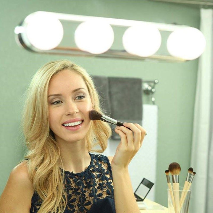 Hollywood Makeuplys med sugekop til spejl, ledningsfri | StudioLight - UNIQ