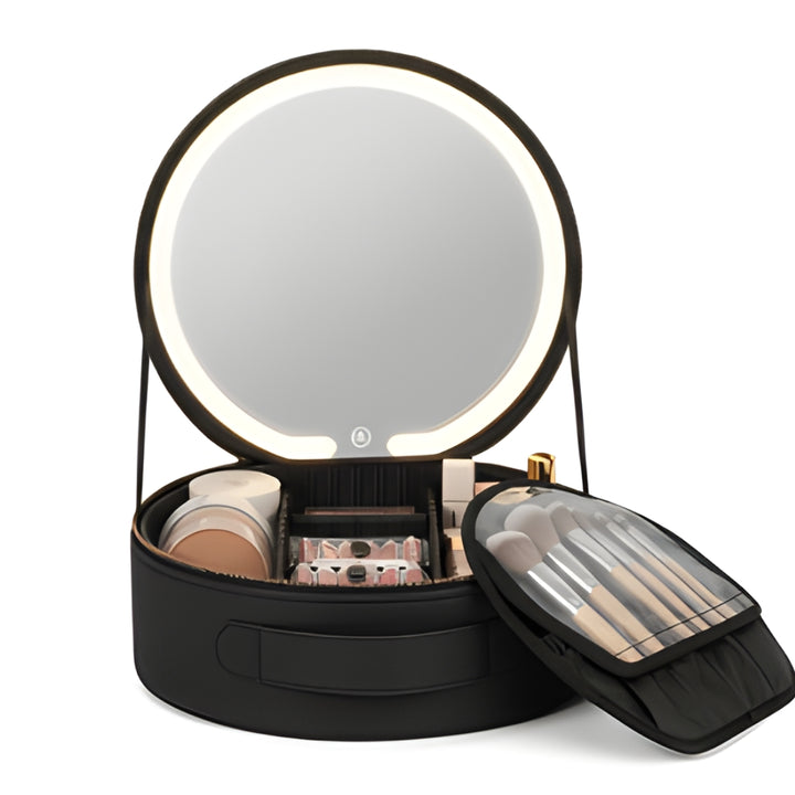 UNIQ Sort LED-makeupspejl med 3-farvet lys og praktisk opbevaring – Travel Vanity Case fra UNIQ har et rundt, oplyst LED-spejl på toppen af et elegant sort etui, der er professionelt designet til optimal opbevaring af dine kosmetikprodukter, børster og skønhedsredskaber. Med den medfølgende børstepose, der sidder foran etuiet, er dette sæt ideelt til nemme skønhedsrutiner derhjemme eller som et praktisk rejse-makeupspejl.