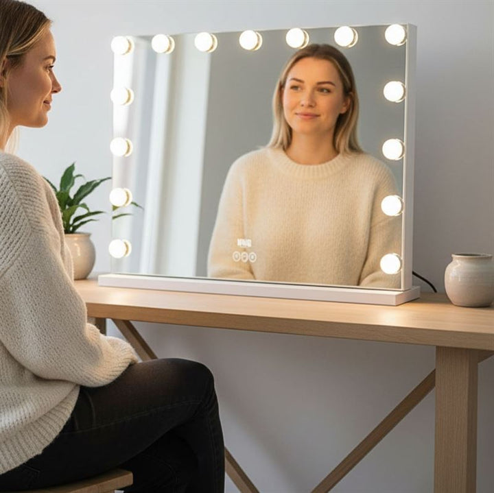 UNIQ XL Hollywood Makeup Spejl med lys | 15 LED pærer og touch funktion